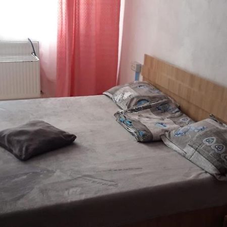 Casa Te Apartment Orşova Esterno foto